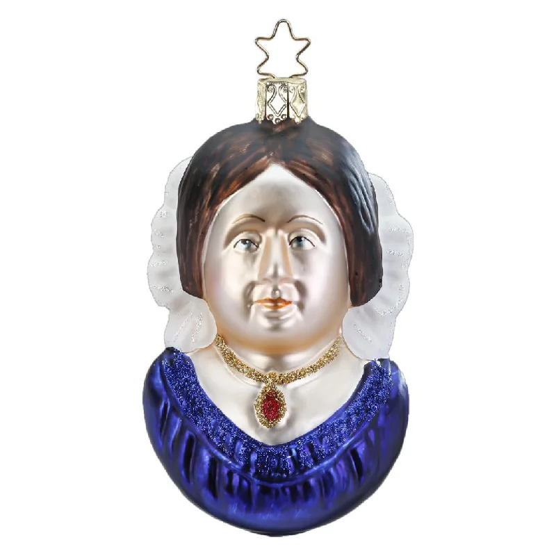 Queen Victoria by Inge Glas of Germany