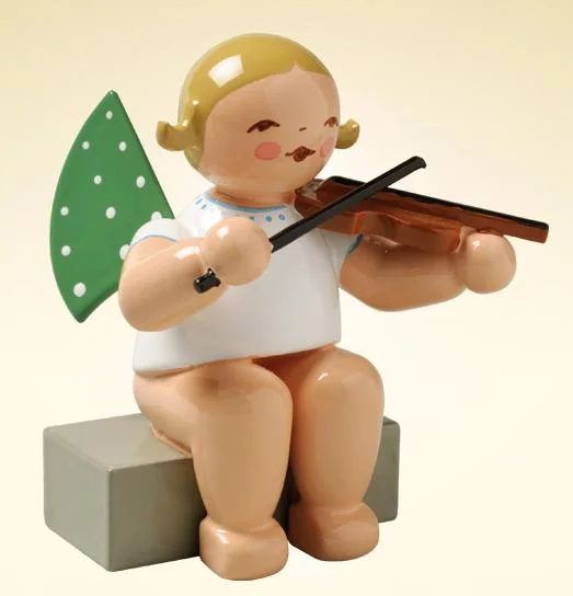 Sitting Angel with Violin made by Wendt und Kuhn