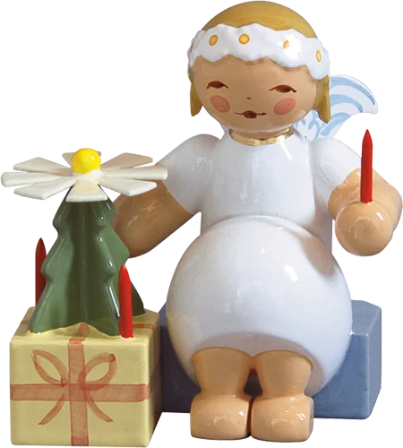 Snowflake Angel with Pyramid Wooden Figurine by Wendt und Kuhn