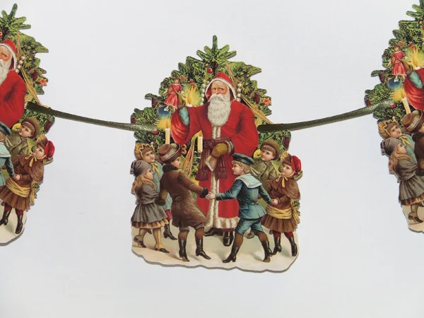 Victorian Style Scrap Santa and Children Garland by Ernst Freihoff Papierwaren