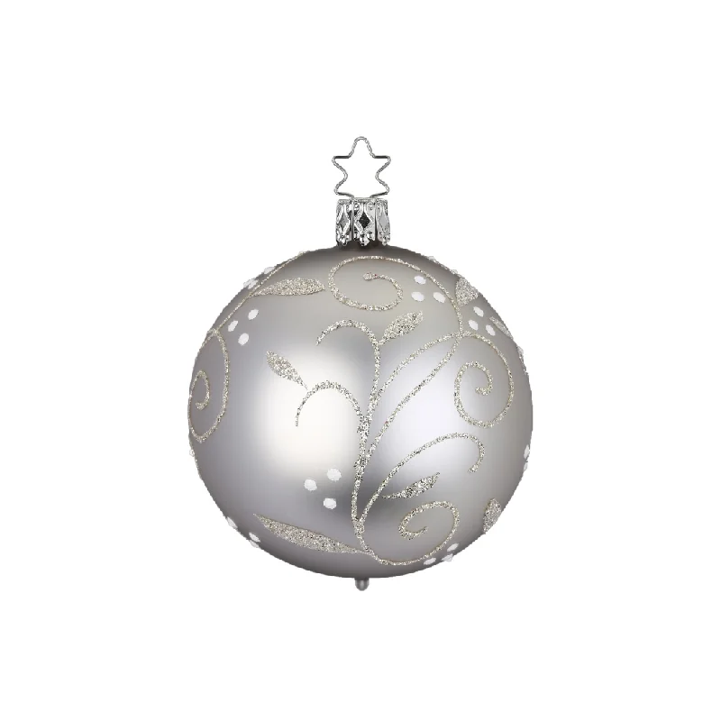 Winter Berries Ball, silver matte, 6cm by Inge Glas of Germany